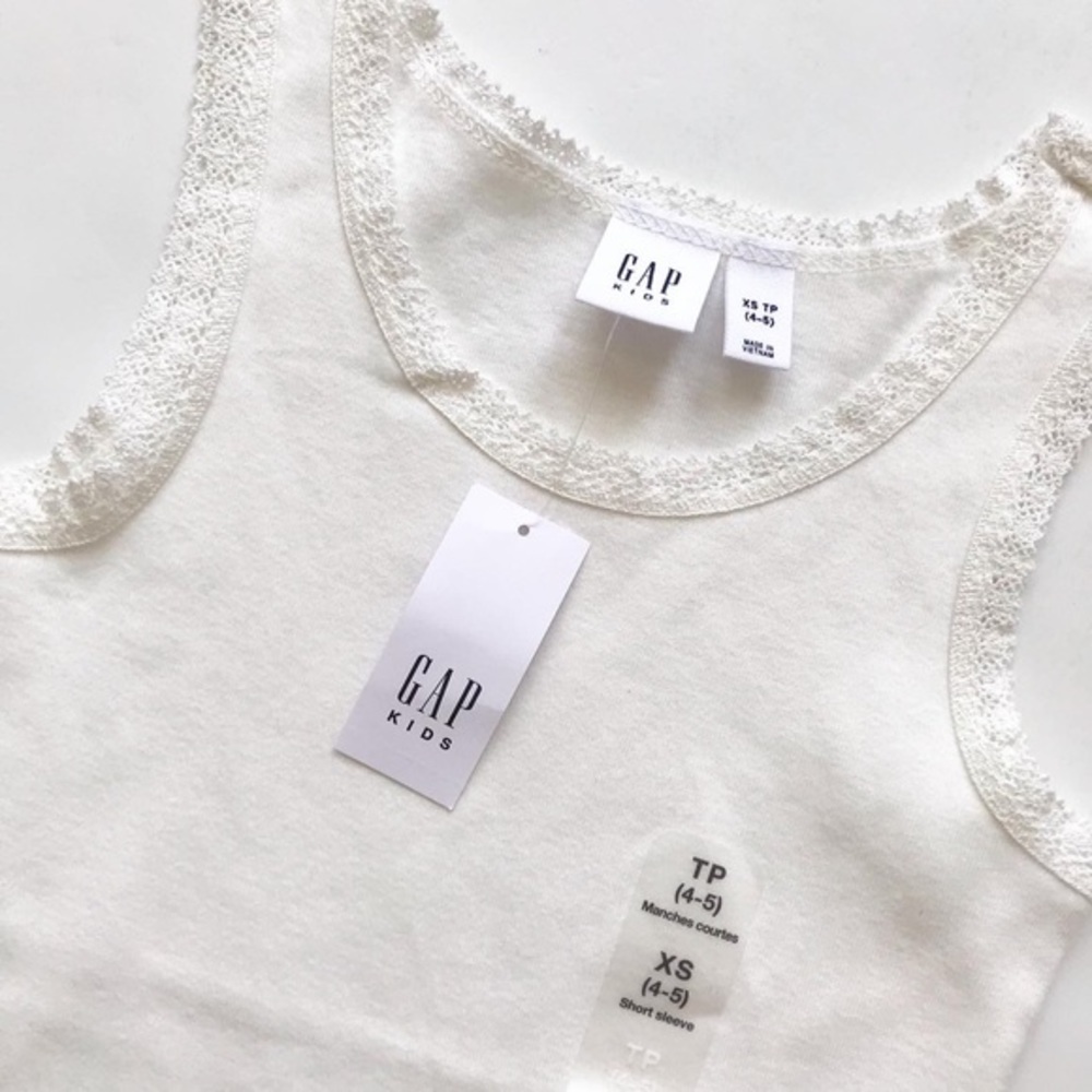 Gapkids off white lace hem tank XS(4-5T) - Picture 2 of 4
